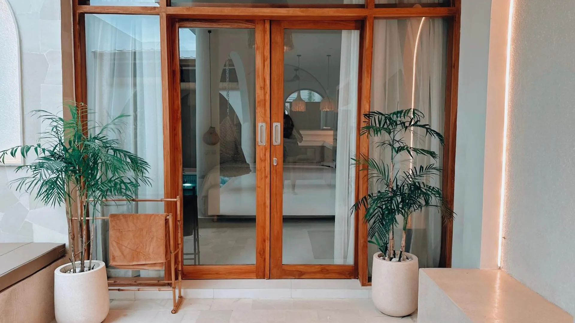 Sueno Villa Seminyak  Seminyak (Bali)
